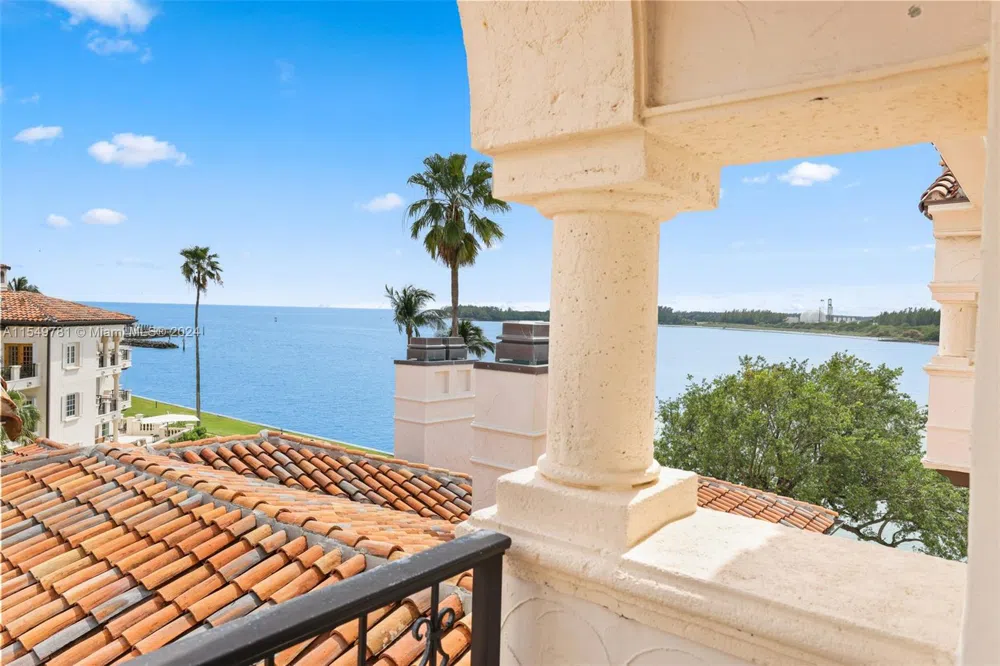 2442 Fisher Island Dr #5402 Miami Beach, FL 33109