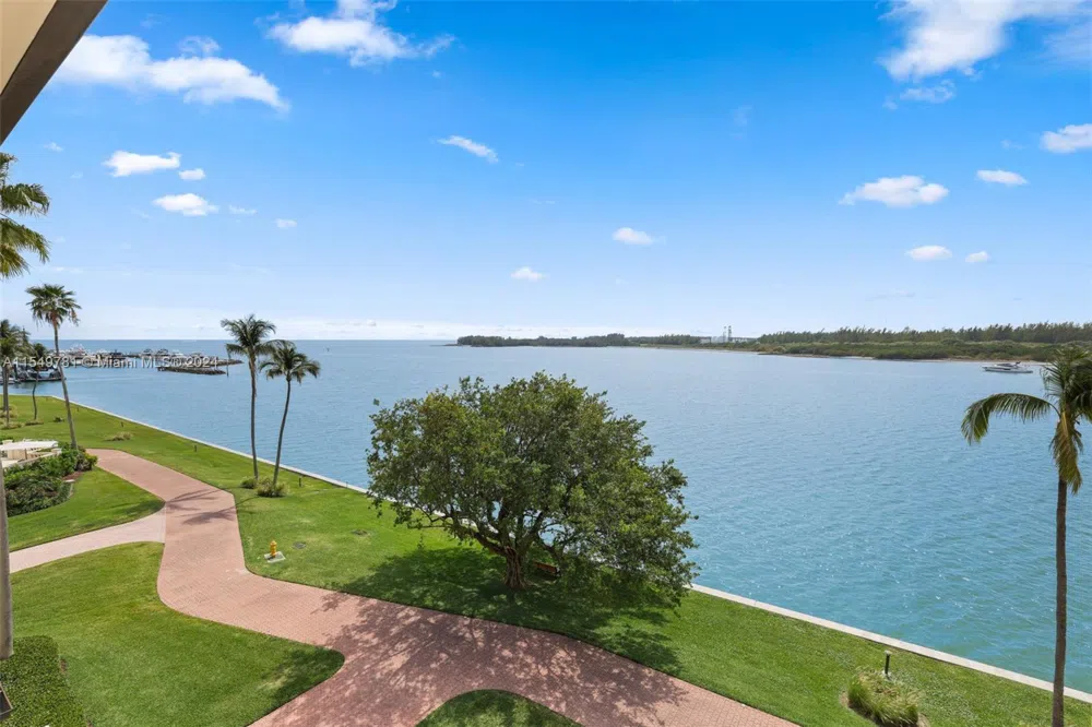 2442 Fisher Island Dr #5402 Miami Beach, FL 33109