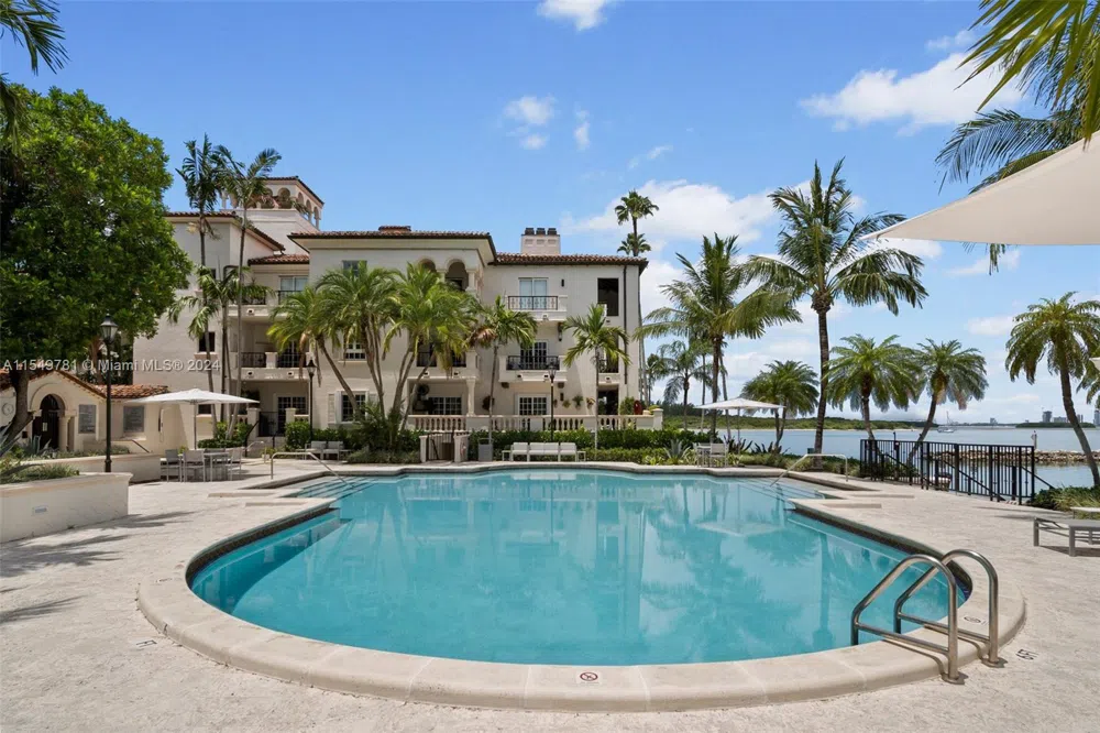 2442 Fisher Island Dr #5402 Miami Beach, FL 33109