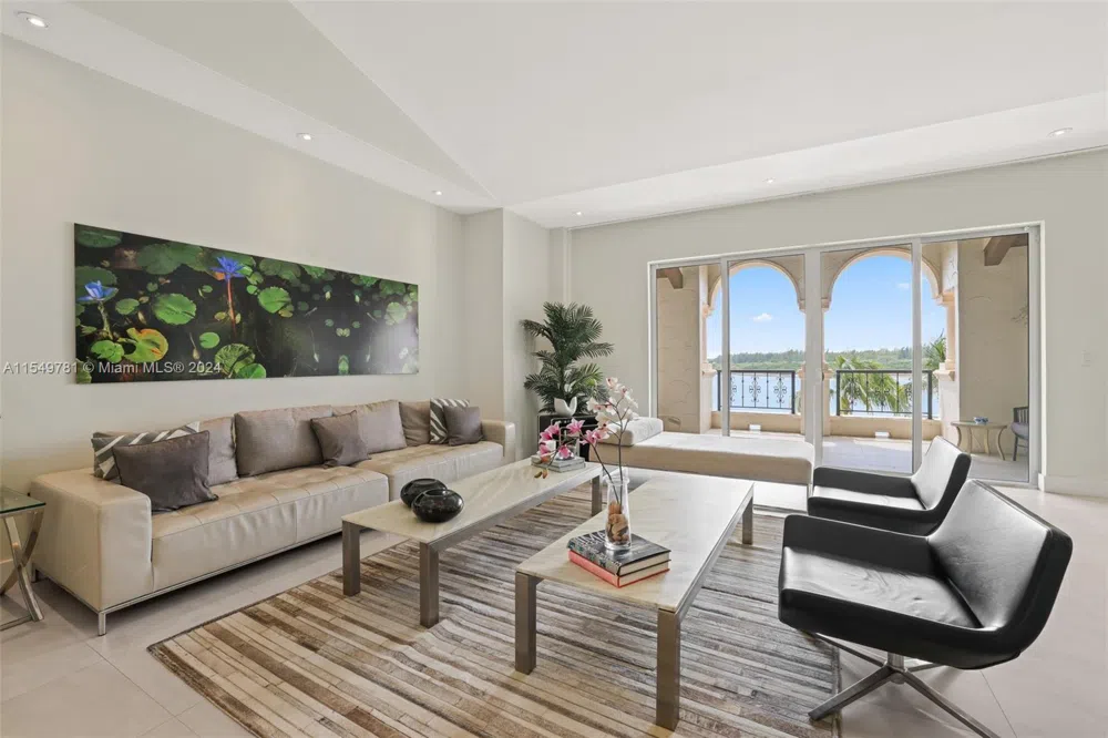 2442 Fisher Island Dr #5402 Miami Beach, FL 33109