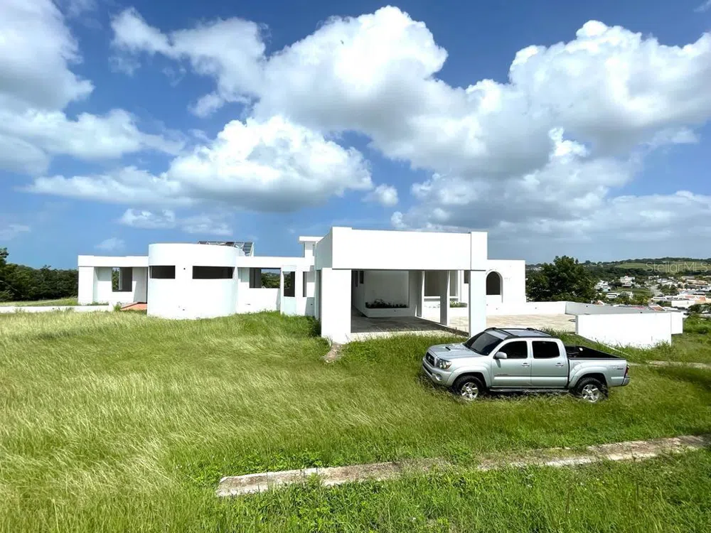 PR 311 KM 2.8 BO. GUANAJIBO SECTOR LAS DELICIAS Cabo Rojo, PR 00623