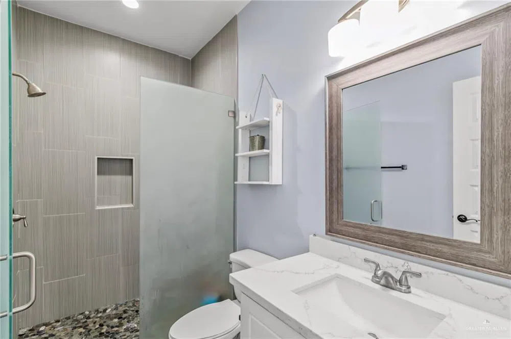 801 Iowa Street Mercedes, TX 78570
