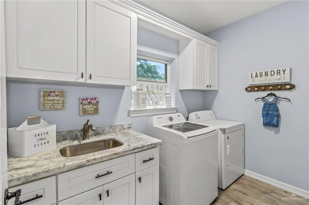 801 Iowa Street Mercedes, TX 78570
