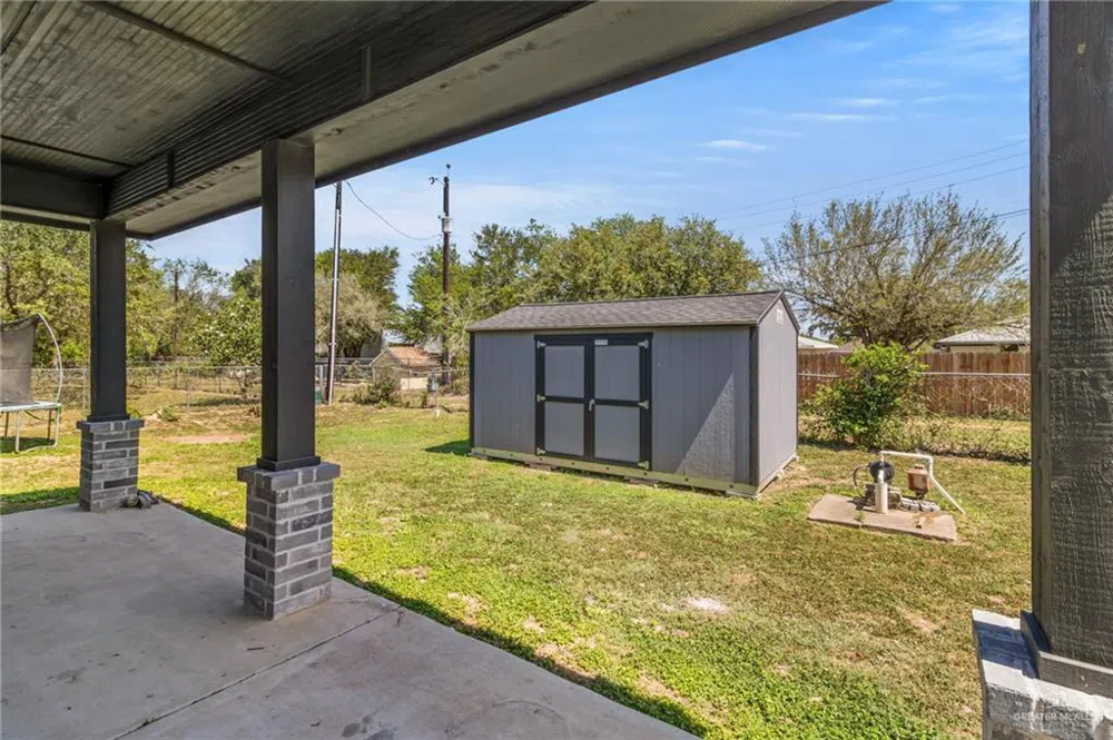 801 Iowa Street Mercedes, TX 78570
