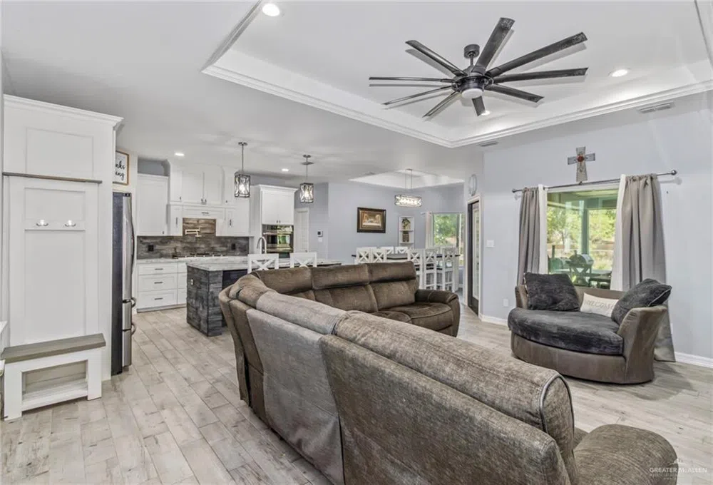 801 Iowa Street Mercedes, TX 78570
