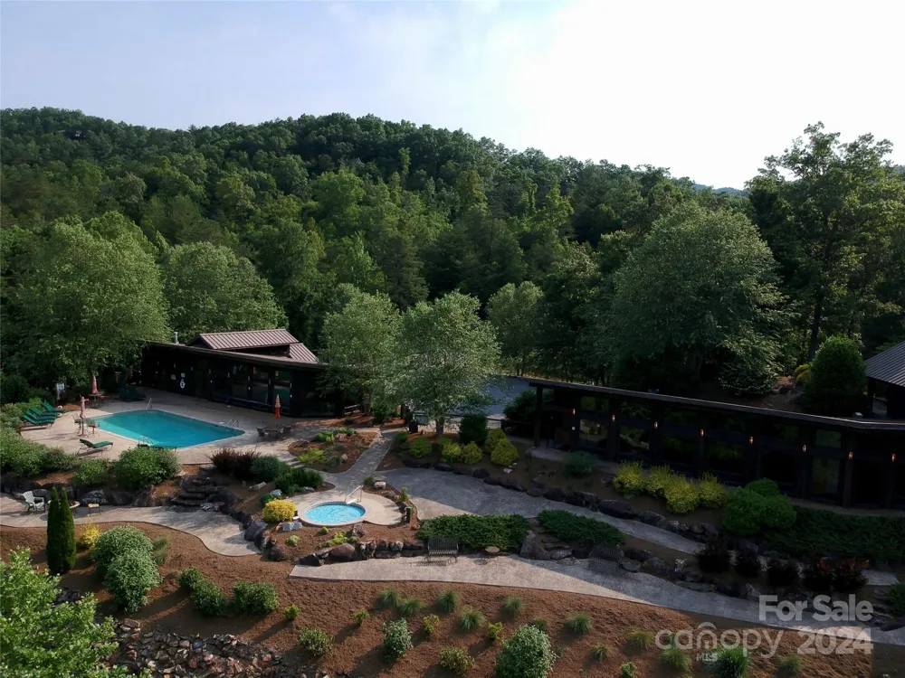 75 Raccoon Run #22 Marshall, NC 28753