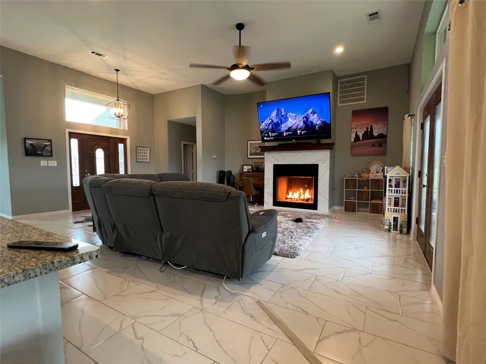 2505 Vz County Road 2511 Canton, TX 75103