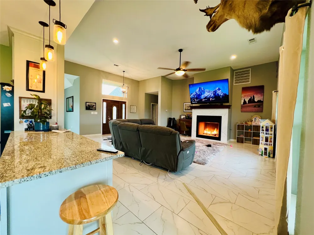2505 Vz County Road 2511 Canton, TX 75103