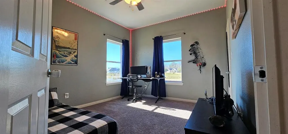 2505 Vz County Road 2511 Canton, TX 75103
