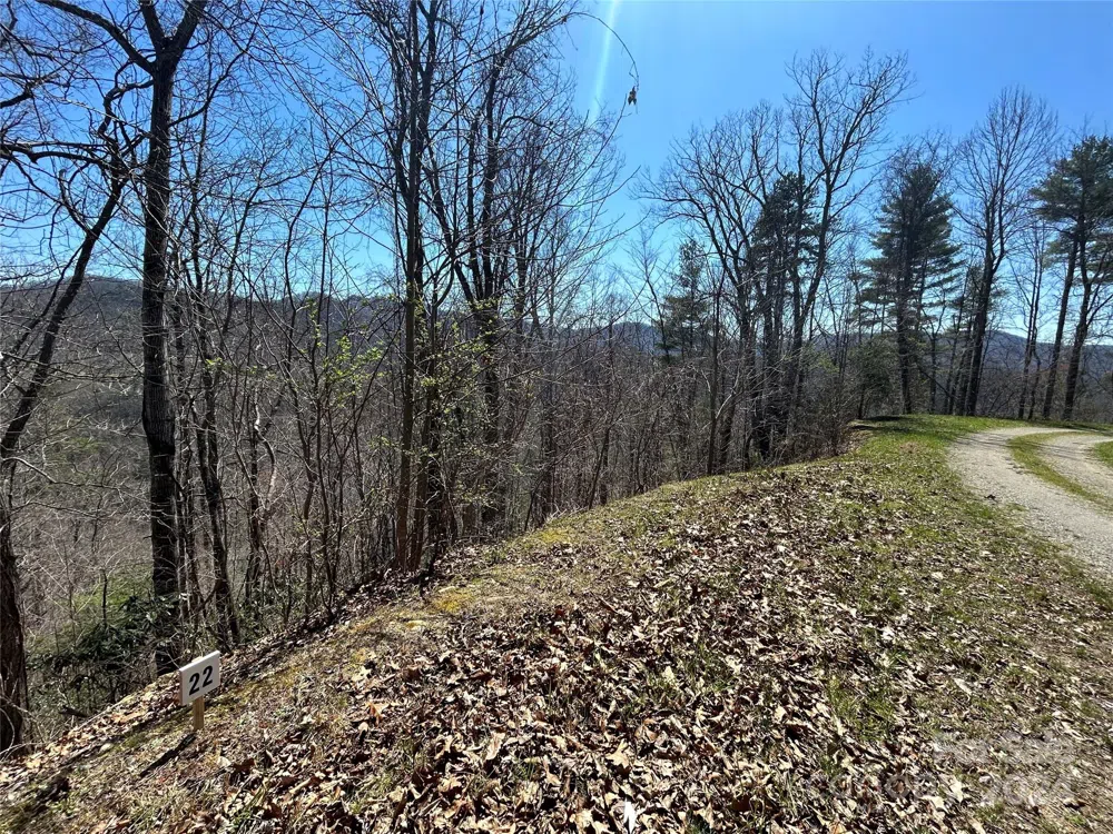 275 Overlook Lane #22 Marshall, NC 28753