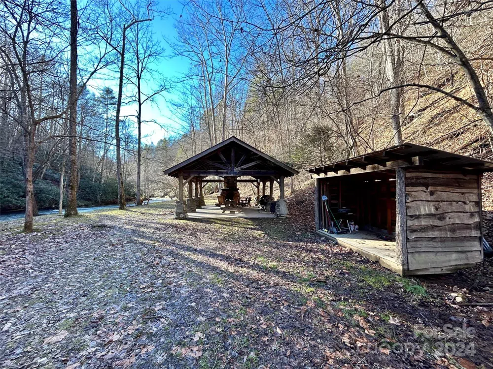 275 Overlook Lane #22 Marshall, NC 28753