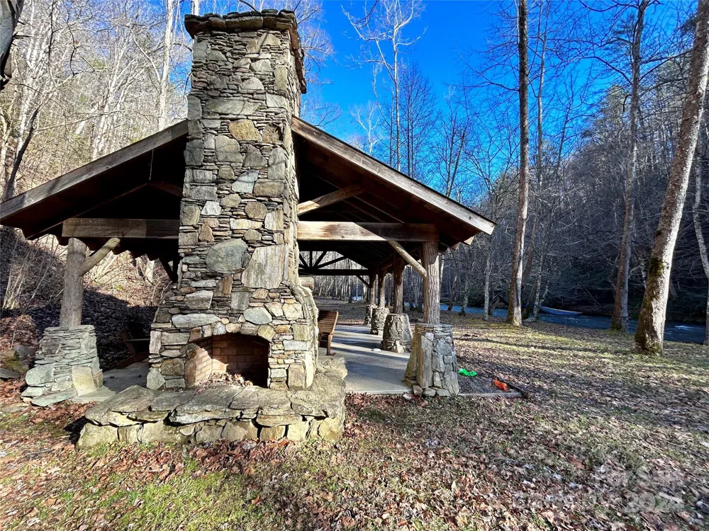 275 Overlook Lane #22 Marshall, NC 28753
