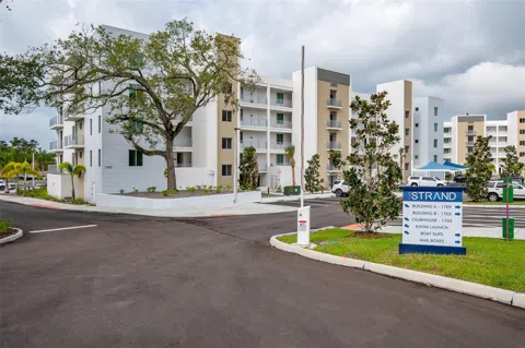 1703 TAMIAMI TRAIL #205
