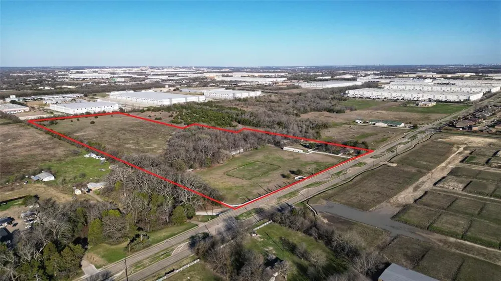 2105 Houston School Road Lancaster, TX 75134