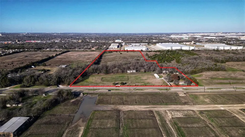 2105 Houston School Road Lancaster, TX 75134
