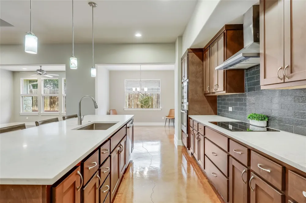 18808 Venture Drive Point Venture, TX 78645