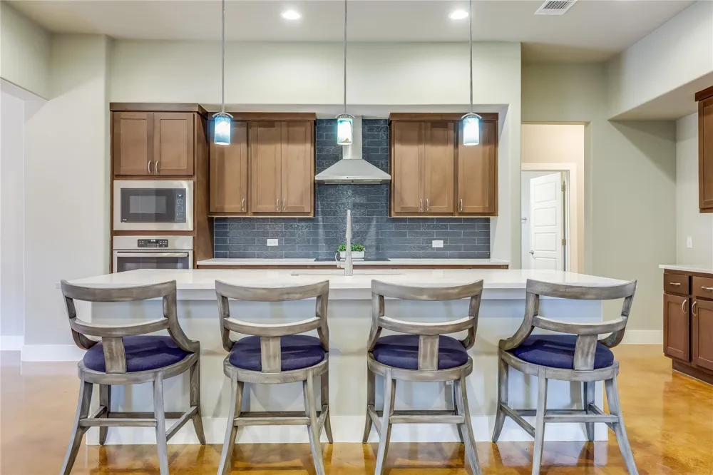 18808 Venture Drive Point Venture, TX 78645