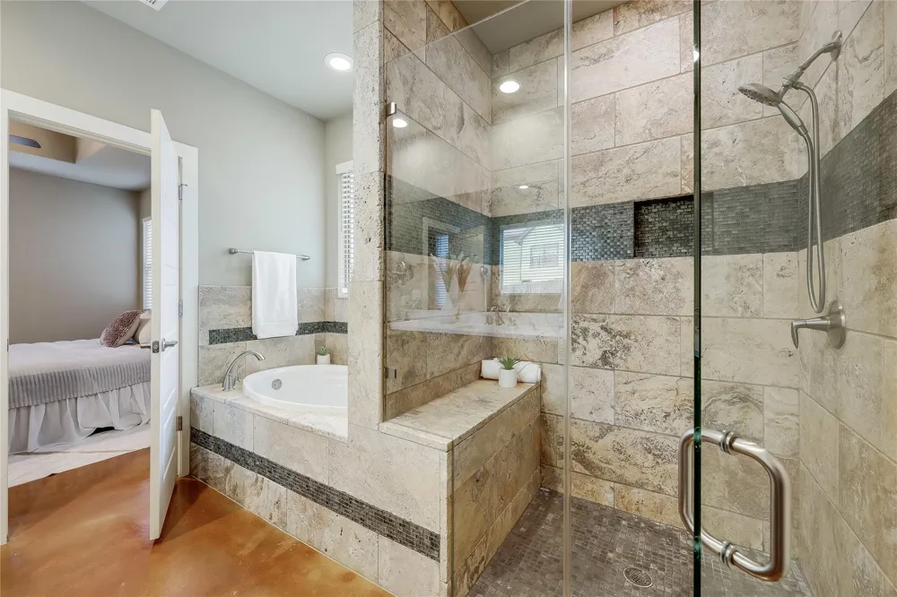 18808 Venture Drive Point Venture, TX 78645