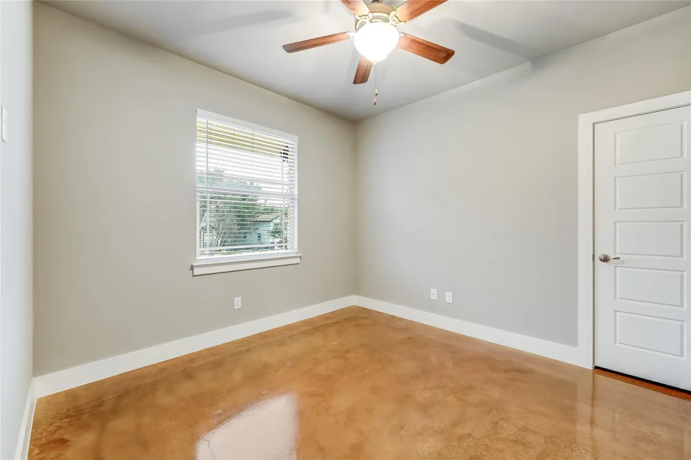 18808 Venture Drive Point Venture, TX 78645