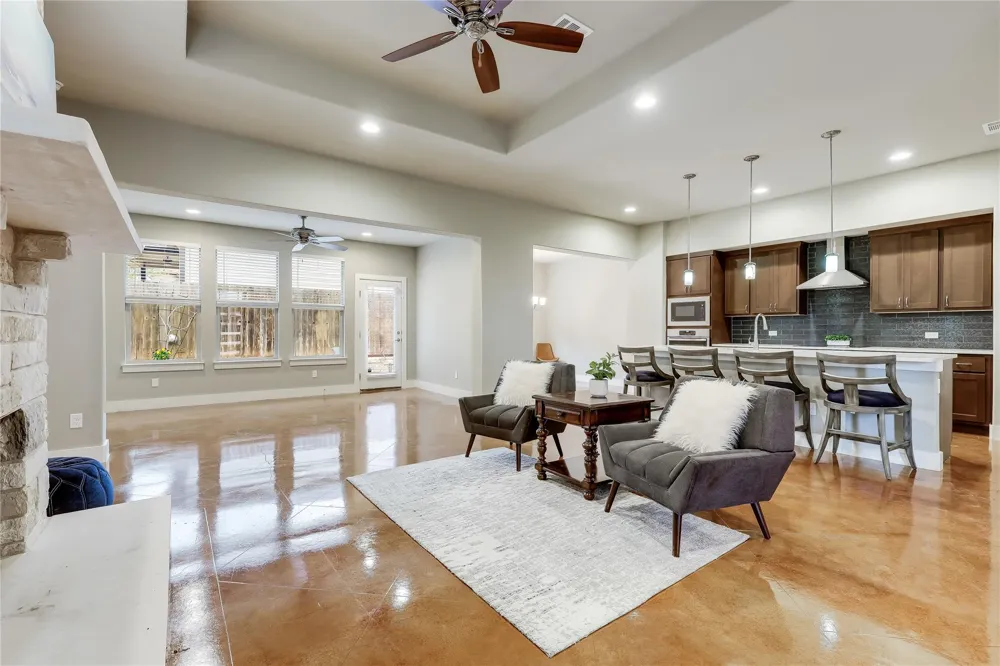 18808 Venture Drive Point Venture, TX 78645