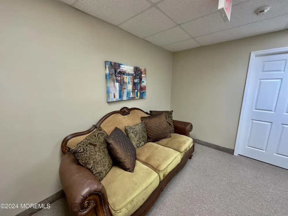 711 Tennent Road Manalapan, NJ 07726