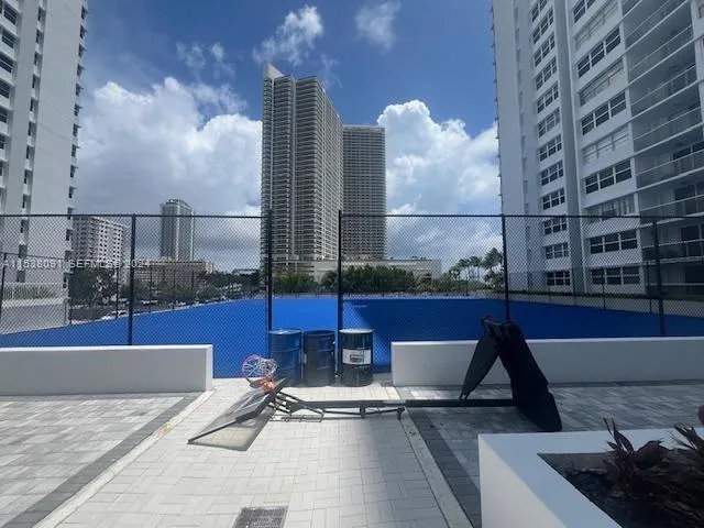 1904 S Ocean Dr #205 Hallandale Beach, FL 33009