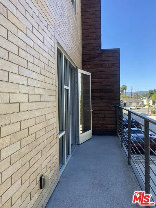 1968 Lake Avenue #201 Altadena, CA 91001