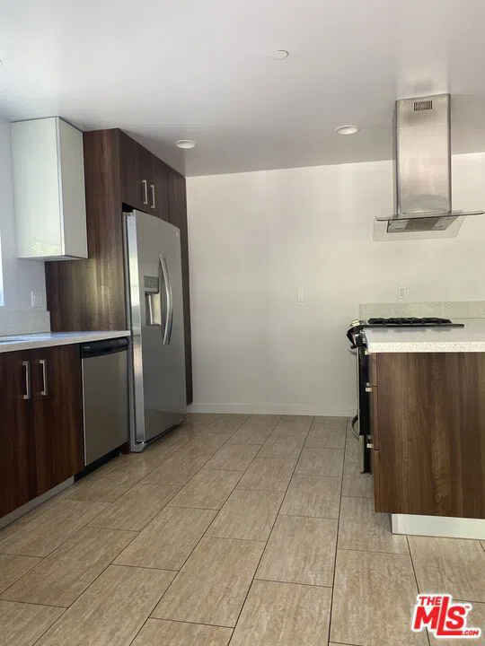 1968 Lake Avenue #201 Altadena, CA 91001