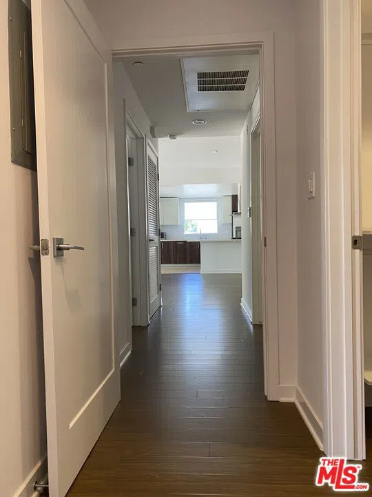 1968 Lake Avenue #201 Altadena, CA 91001