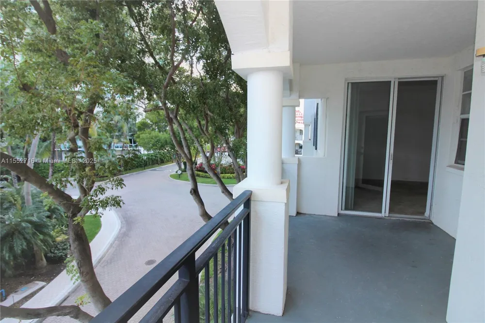3255 NE 184th St #12311 Aventura, FL 33160