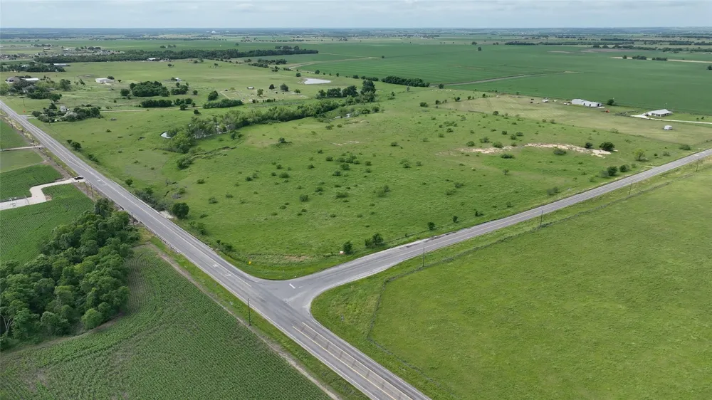 253 Fm 1331 Thorndale, TX 76577
