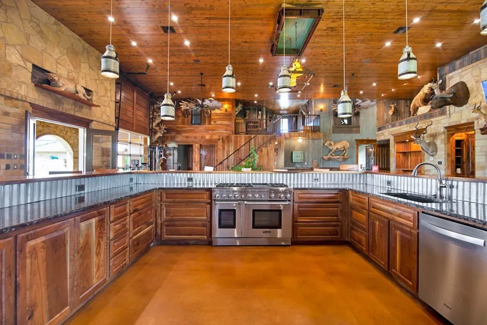 761 Allison Lane San Marcos, TX 78666