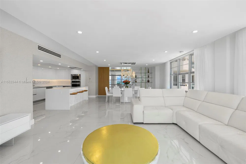 5151 Collins Ave #1527 Miami Beach, FL 33140