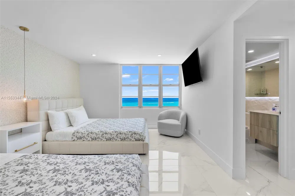 5151 Collins Ave #1527 Miami Beach, FL 33140