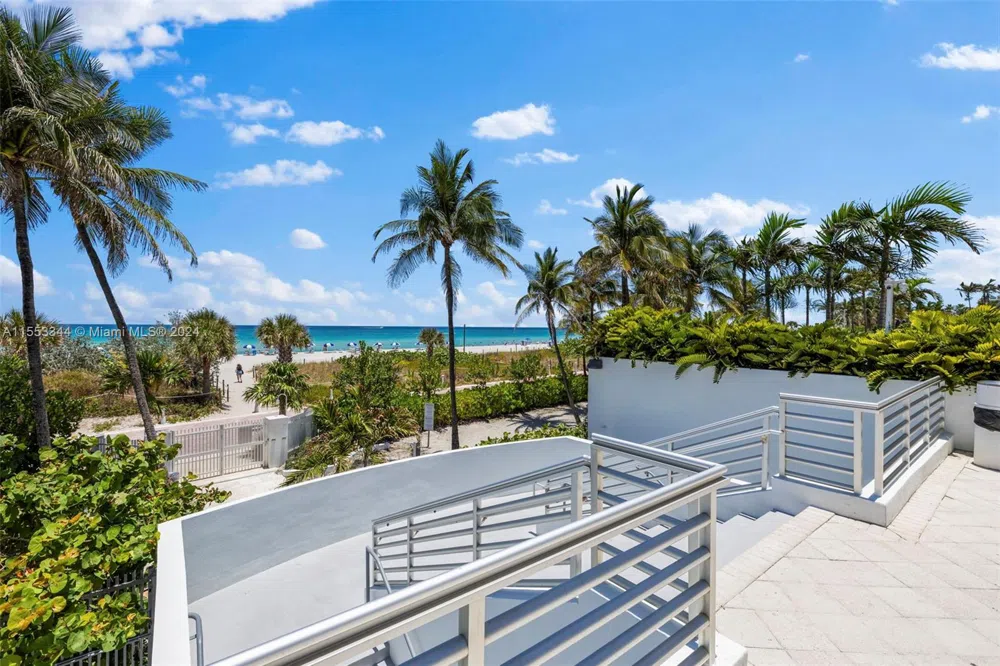 5151 Collins Ave #1527 Miami Beach, FL 33140