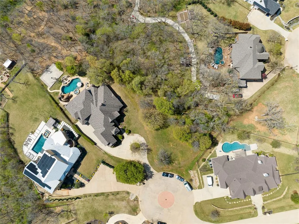3805 Lake Cove Court Corinth, TX 76210