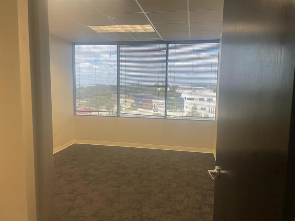 16775 Addison Rd Addison, TX 75001