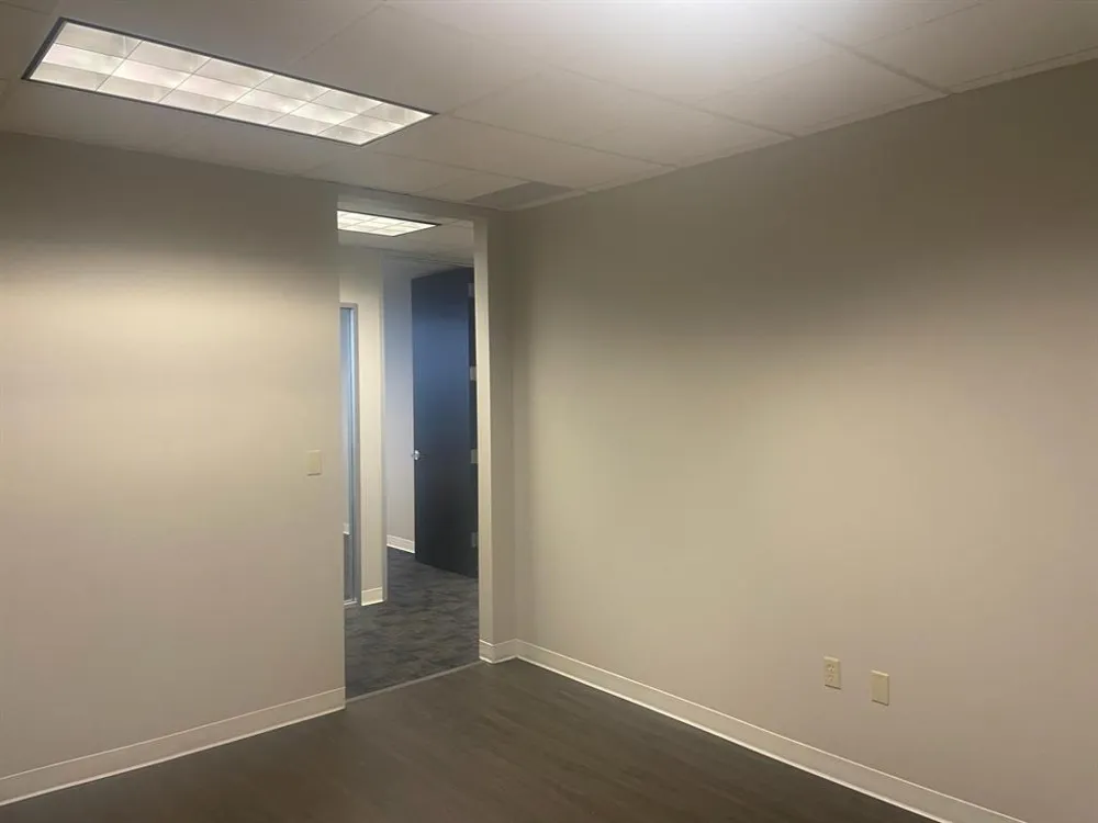 16775 Addison Rd Addison, TX 75001