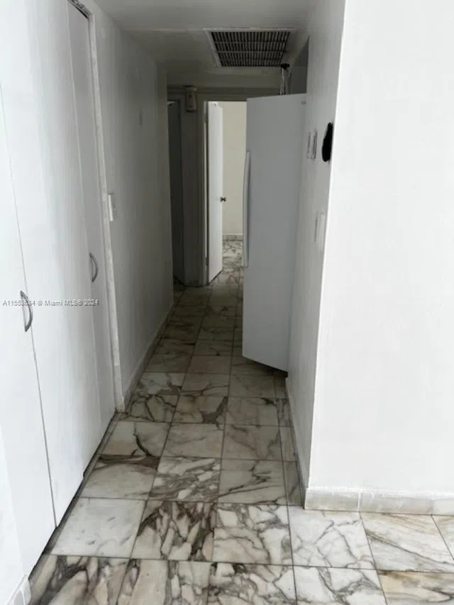 17560 Atlantic Blvd #301 Sunny Isles Beach, FL 33160
