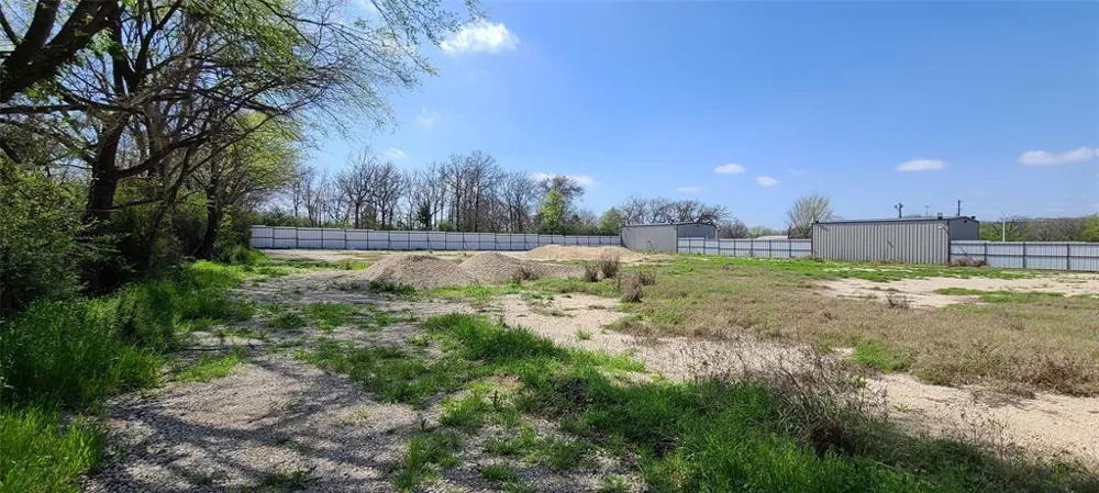 870 Mayhill Road Denton, TX 76208