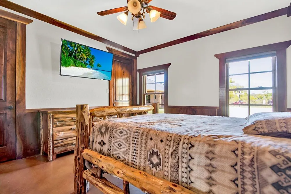 761 Allison Lane San Marcos, TX 78666