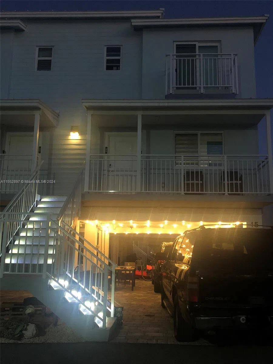 10877 Overseas Hwy #38 Marathon, FL 33050