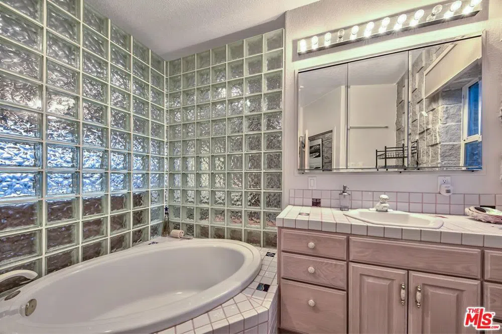 350 Aspen Lane Bridgeport, CA 93517