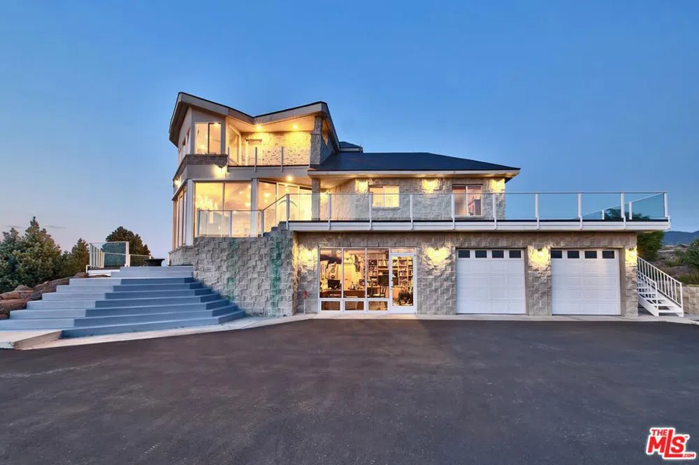 350 Aspen Lane Bridgeport, CA 93517