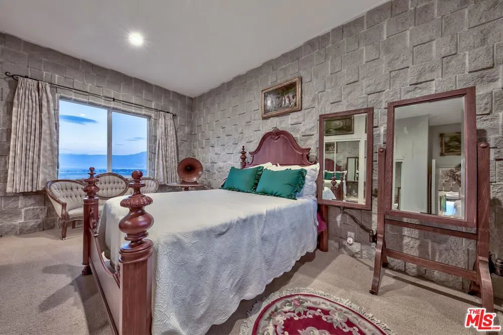 350 Aspen Lane Bridgeport, CA 93517