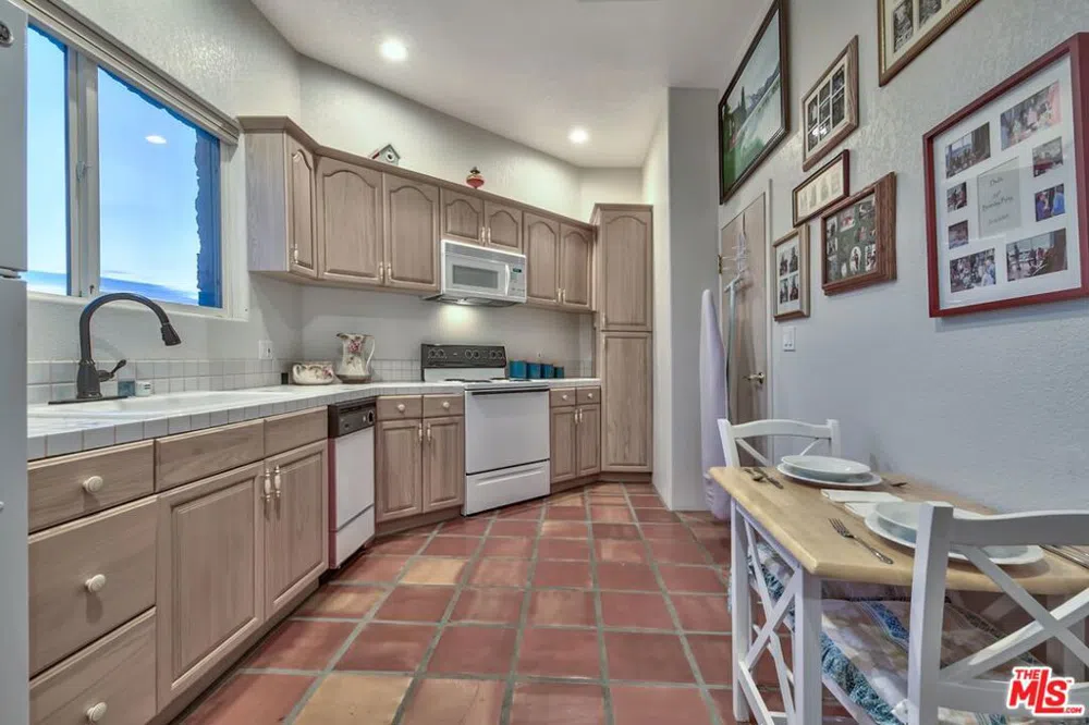 350 Aspen Lane Bridgeport, CA 93517