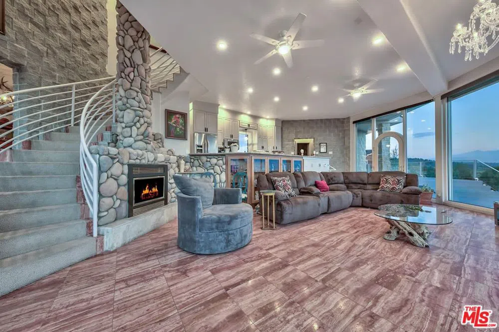 350 Aspen Lane Bridgeport, CA 93517