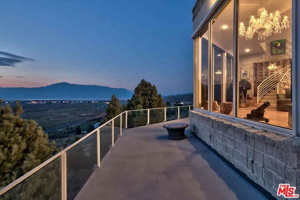 350 Aspen Lane Bridgeport, CA 93517