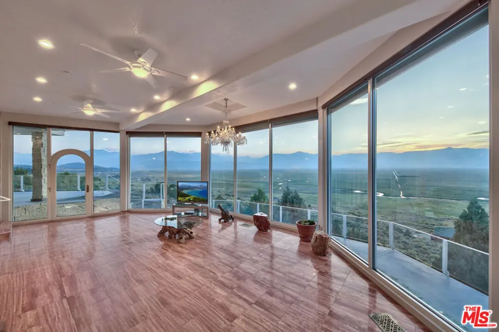 350 Aspen Lane Bridgeport, CA 93517
