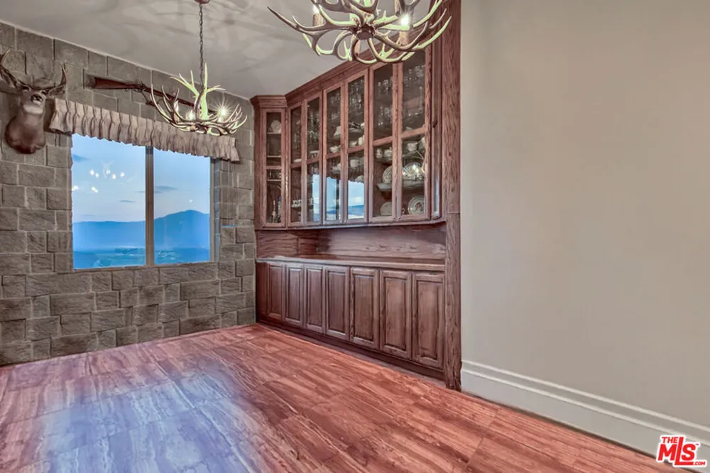 350 Aspen Lane Bridgeport, CA 93517